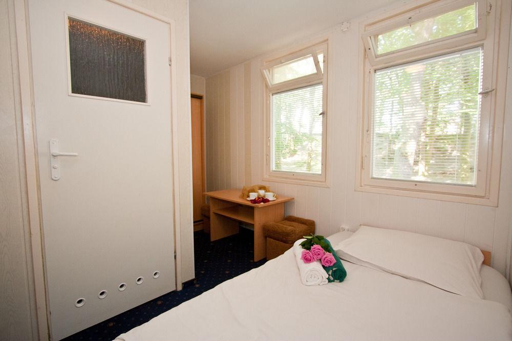 Ow Gromada Pod Topolami Miedzyzdroje Extérieur photo